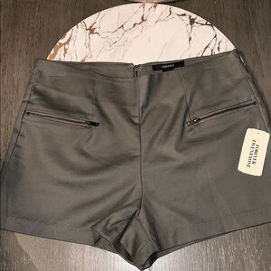 Gray Woven Shorts SZ M